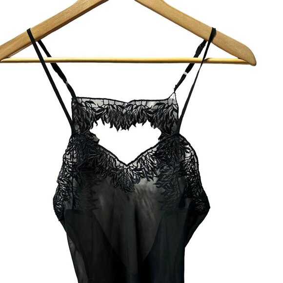 NEW Vintage La Vie En Rose Feathered Lace trim Peekaboo Back Sheer Chemise Black - Picture 3 of 6